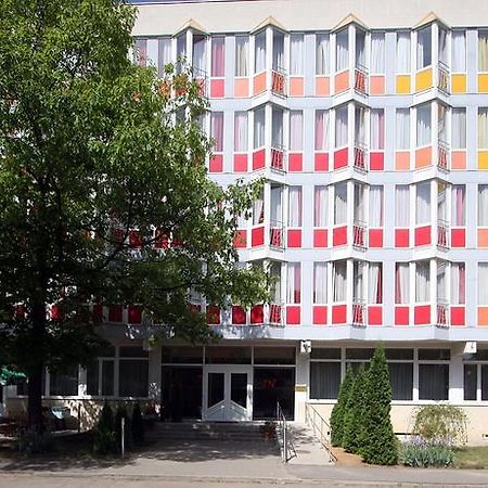 In Hotel Hajdúszoboszló Екстериор снимка