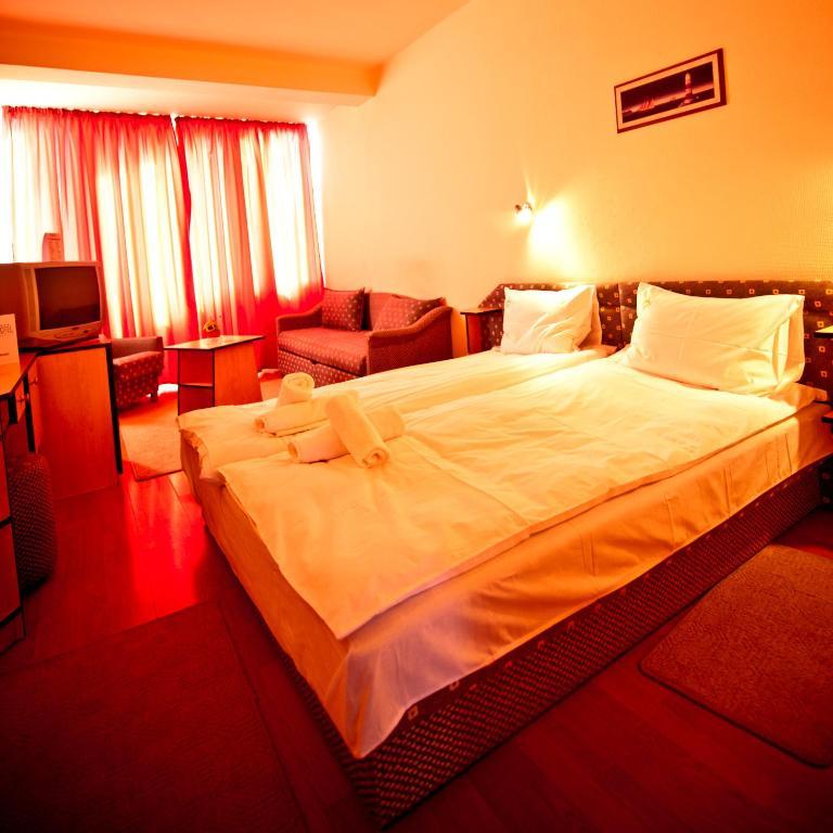 In Hotel Hajdúszoboszló Екстериор снимка