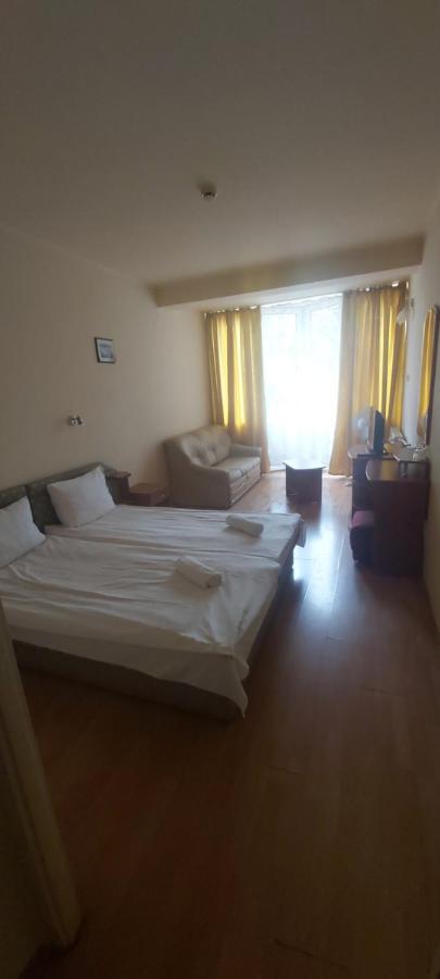 In Hotel Hajdúszoboszló Екстериор снимка